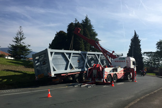 asistencia con camión grua en carretera